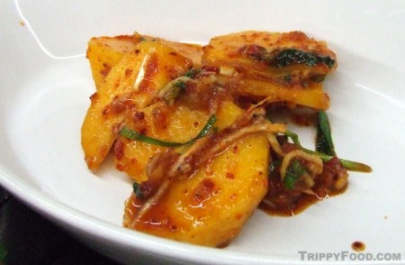 Sweet and spicy persimmon kimchi