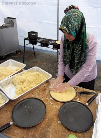 Preparing small batches of künefe by hand