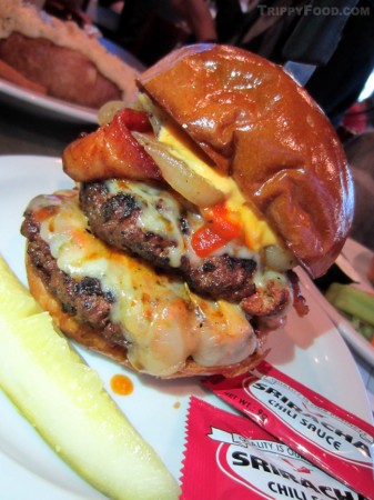 Horseman of the Srirachapocalypse, Slater's Sriracha Burger